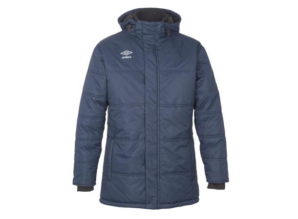 UMBRO Core Padded Jkt 17 Marine M Funksjonell lang vattert klubbjakke 